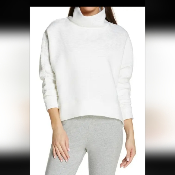 Zella Women's Carey Funnel Neck Pullover Ivory Sz M Oversized Activewear EUC - Picture 1 of 12